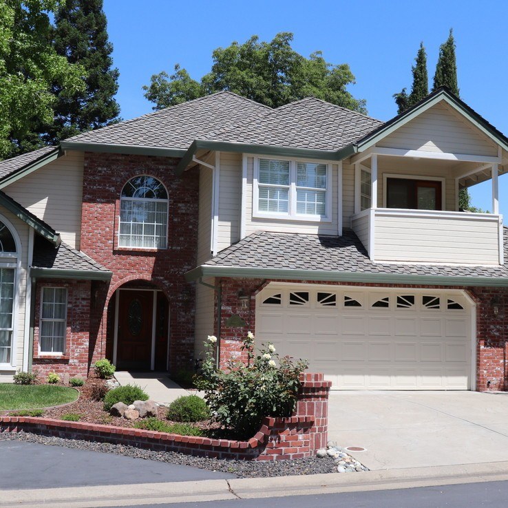 Shingle roof installation