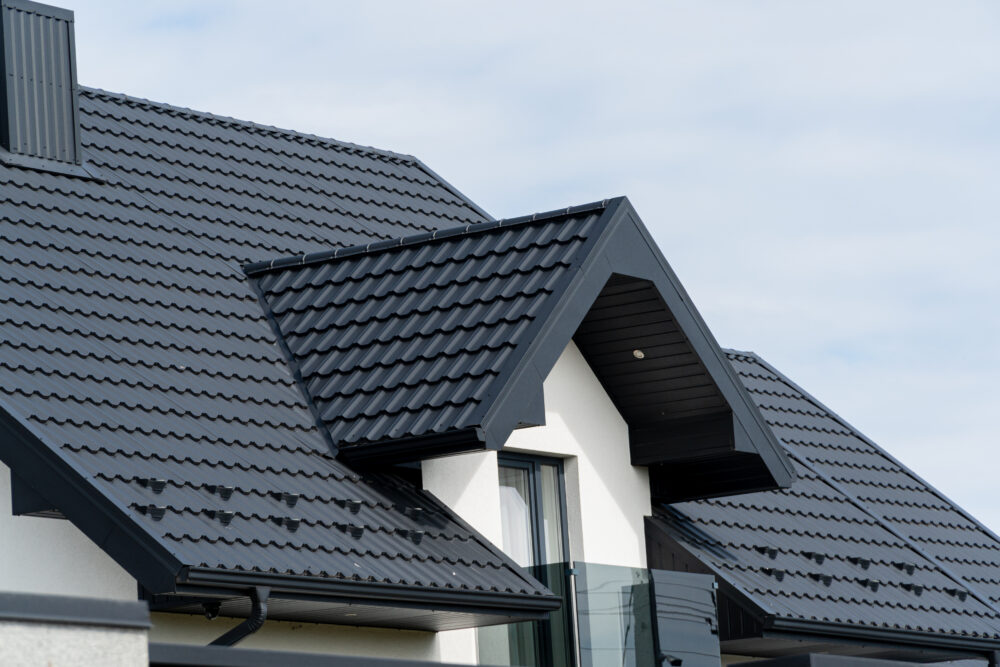 A metal roof on a Roseville, CA home
